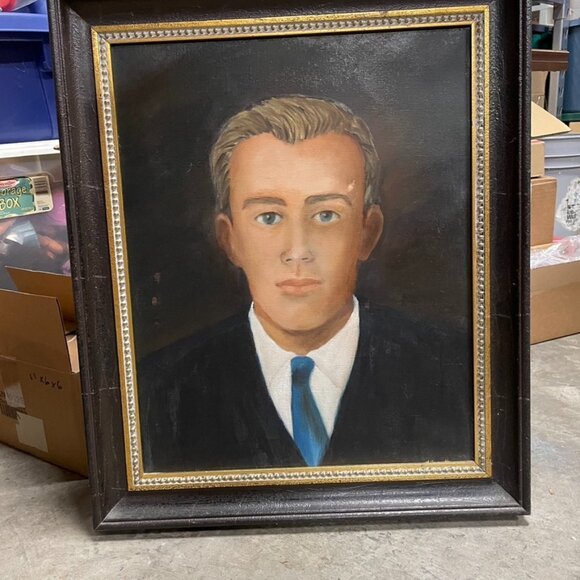 Hand painted portrait with vintage frame 23 x 20” - Picture 1 of 5